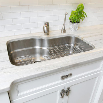 Shore Kitchen White Peninsula
