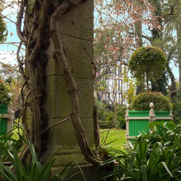 Versailles planter, Jardinier du Roi, French planters, orange tree planters Chat