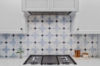 Kitchen - transitional kitchen idea in Boston