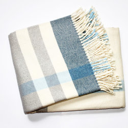 Large Plaid Fringed Throw - Products