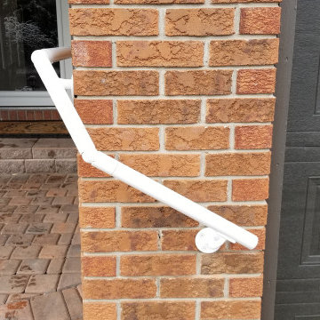 14' of Continuous Handrail