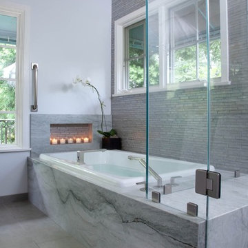 Master Bath Tub