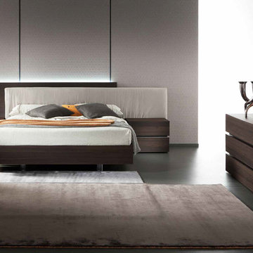 Rossetto Edge Platform Bed - $1,799.00