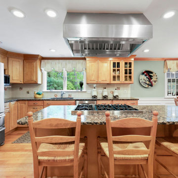 17 Stonepost Road, Glastonbury, CT 06033