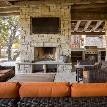 Llano, TX - Modern Ranch