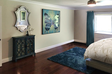 Bedroom - shabby-chic style bedroom idea in Los Angeles