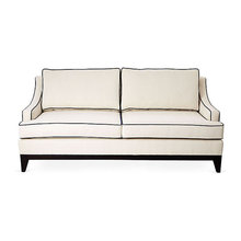 Flo - Family Room