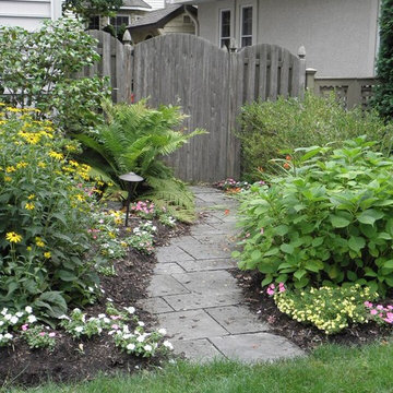 Entryway Patios & Landscaping