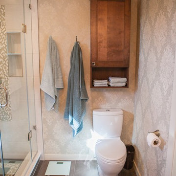Rolling Range Bathroom