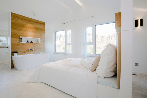 Contemporary Bedroom by FischerHaus GmbH & Co. KG