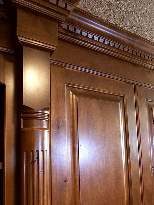 Door style Covington W Species Cherry Finish Autumn with Walnut