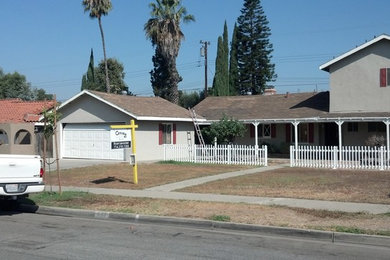 Example of a classic home design design in Orange County