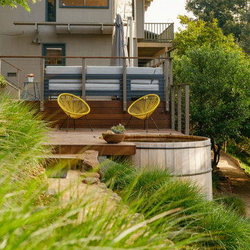 Hilltop Hot Tub Refuge