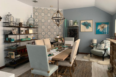 Inspiration for a country dining room remodel in Dallas