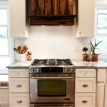 Elm Grove Farmhouse Kitchen