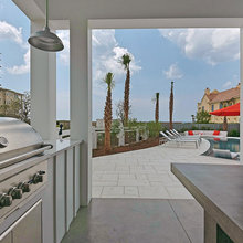 outdoor kitchen
