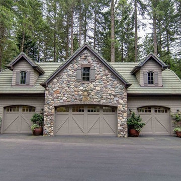 Clopay - Grand Harbor Collection