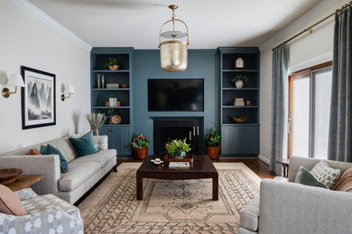 Example of a transitional living room design in DC Metro