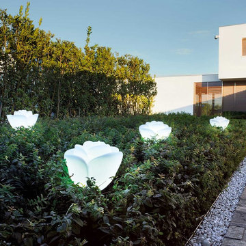 Lighted Outdoor Accessories and Furniture