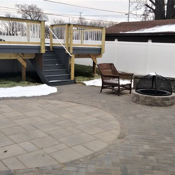 Deck with Patio Combination in Bridgeview, IL