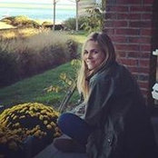 Eliza Emery's photo