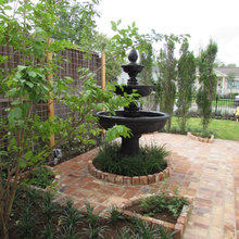 Courtyard/Landscaping