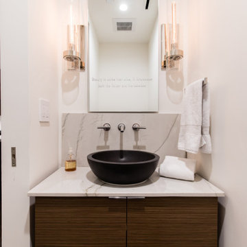 Elegant, Modern Bathrooms