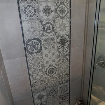 Transitional Master Bahtroom Retreat