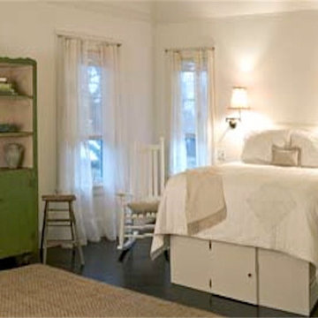 An Artitistic Chilmark Compound