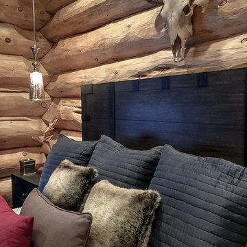 Rustic Riverside Cabin