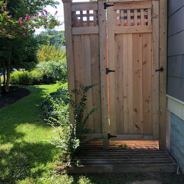 Outdoor Shower : Lattice Standard Cedar Shower Kit