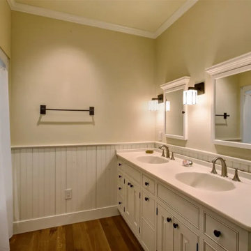 Malletts Bay Greek Revival