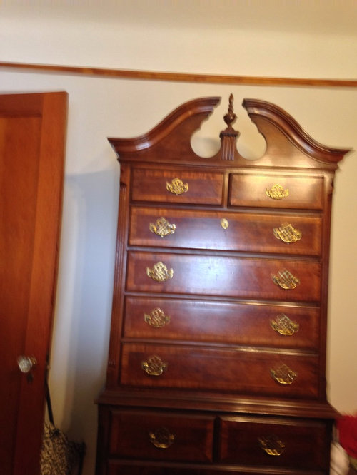 Need price to sell bedroom set