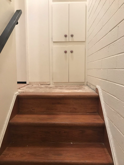 Help Uneven Landing Top Of Stairs, How To Lay Flooring On Stair Landing