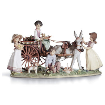 Lladro Enchanted Outing Figurine 01001797