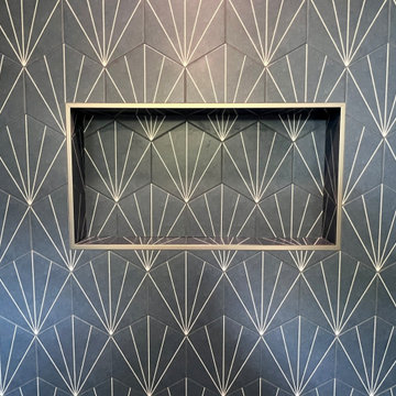 Recessed Nice with Continuous Tile Pattern
