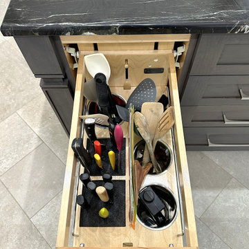 Cooking Tools Pullout - Open 2