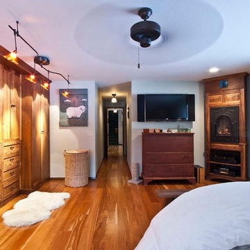 Yes, this was a former 2-car garage!