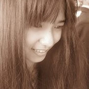 Ploy Sapphire's photo