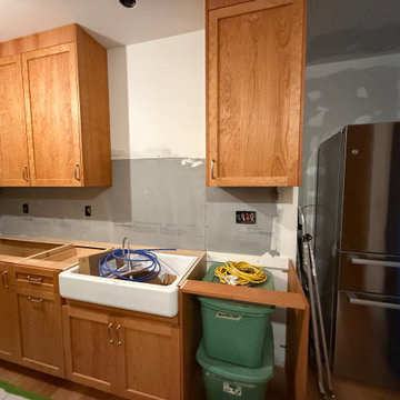 Classic Meets Contemporary: Cherry Wood Kitchen Cabinets