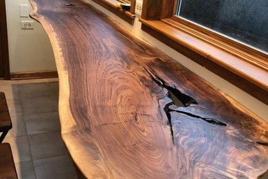 Large mountain style freestanding desk study room photo in Chicago