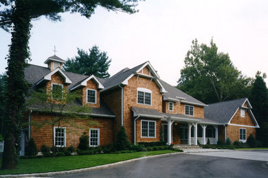 Inspiration for a timeless exterior home remodel in New York