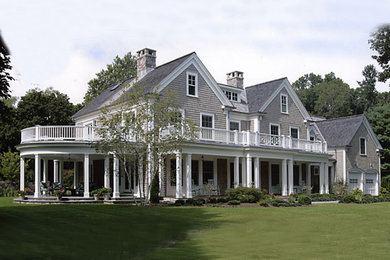 Exterior home idea in New York