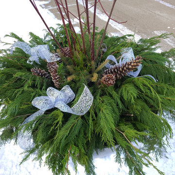 Seasonal Planters - Holidays Ideas from 2021