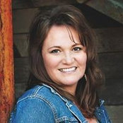 Julie Brown's photo