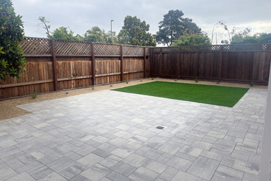 Example of a trendy patio design in San Francisco