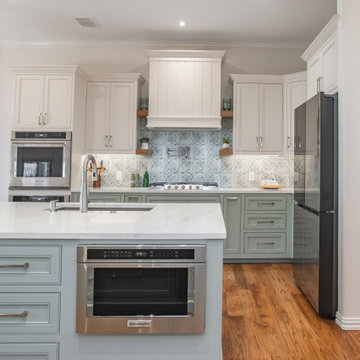 ButtonWood ⎸ Kitchen + Dining Room + Wet-bar + Pantry + Mudroom + Laundry Room