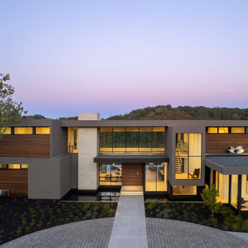 Hilltop Manor