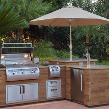 Outdoor Kitchen