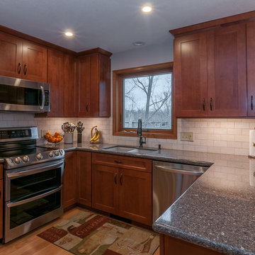 Reading Cognac Maple with Mountain Mist Silestone